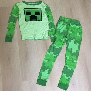 Minecraft Legends Green Pixelated Boy’s 10 Pajamas Set 2-Piece Creeper